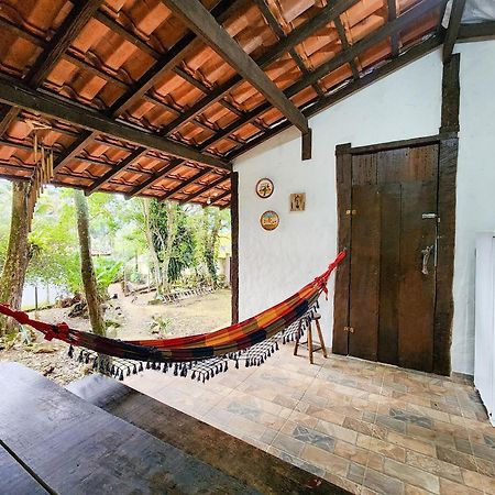 Aconchegante Chale Cercado De Natureza - Curral Ilhabela Luaran gambar
